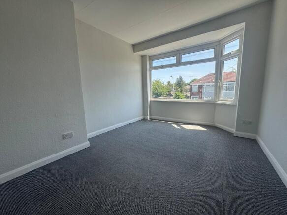 2 bed Terraced to rent Image 4
