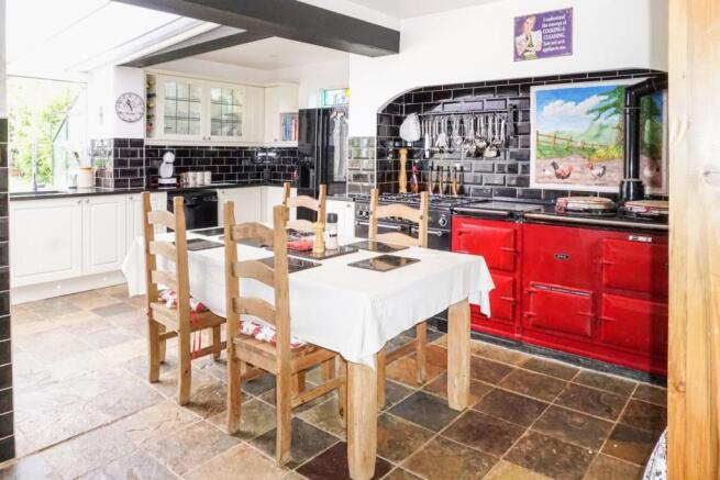 Kitchen/Breakfast