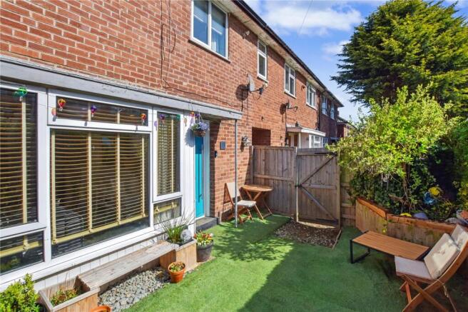 3 bed Terraced for sale Image 10
