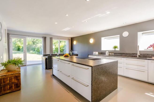 Kitchen/Breakfast