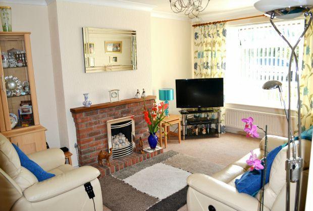 SITTING ROOM