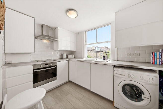 95D fernhead road - 0rRSWCgDifi4YRASFk4c