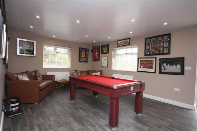 Detached Garage/Game