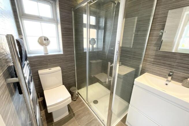En Suite Shower Room