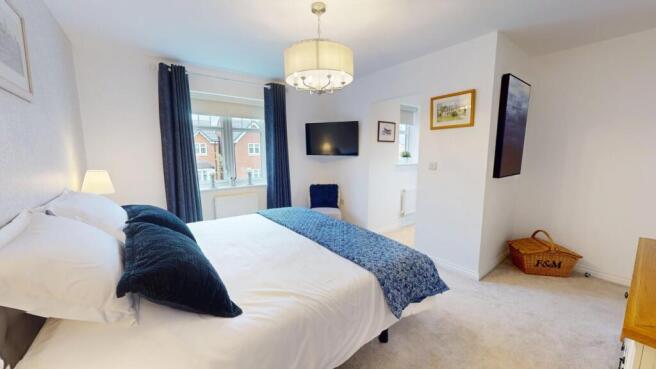 4 bed Detached for sale Image 11