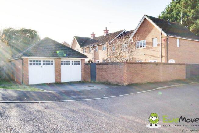 Single Garage