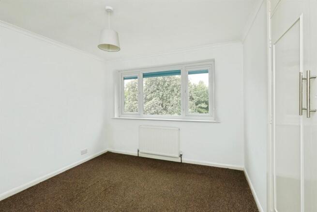 3 bed Semi-Detached for sale Image 9