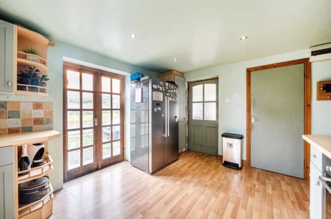Oakley Park, Llanidloes, SY18 photo 4