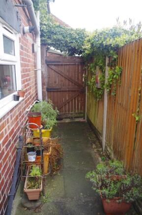 Photo 13