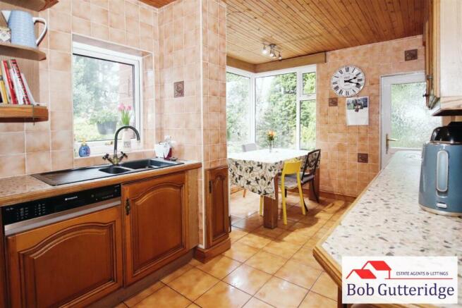 FITTED KITCHEN / DINING ROOM