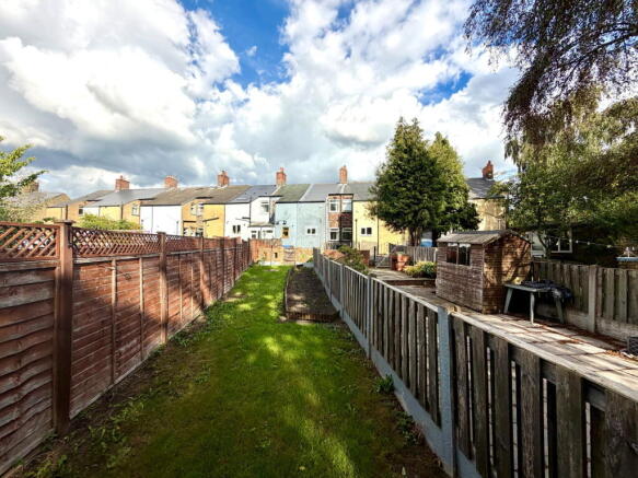 Higham Common Road, Higham, Barnsley, S75 1PW photo 4