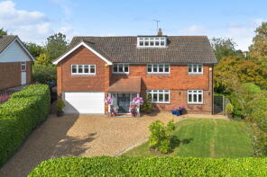 2, Church Green, Roxwell, Chelmsford CM1 4NZ