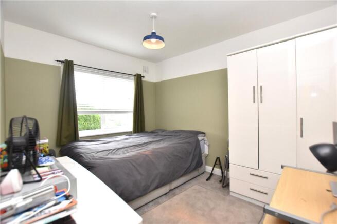 3 bed Semi-Detached for sale Image 6