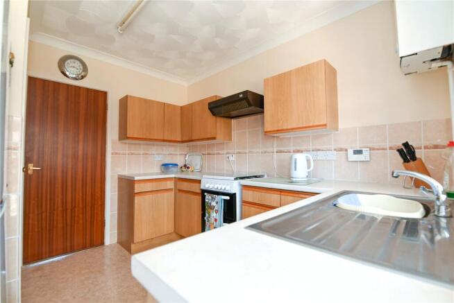 Ashley Lane, Hordle, Lymington, Hampshire, SO41 photo 3