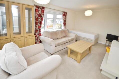 Hoo Marina Park, Vicarage Lane, Hoo, Rochester, ME3