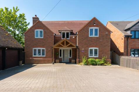 Lower Road, Stoke Mandeville, Aylesbury, Buckinghamshire, HP22