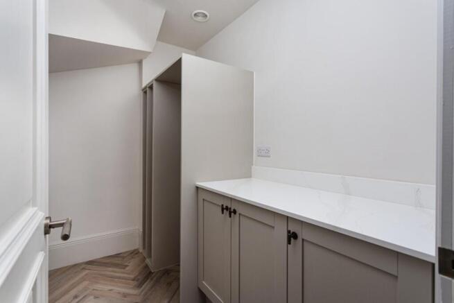 2 bed Duplex for sale Image 9