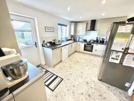 25, Triplestone Close, Herbrandston, Milford Haven SA73 3TP