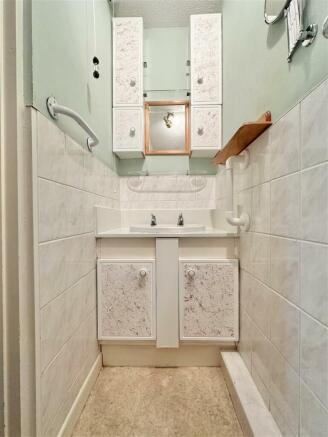 En Suite Shower Room