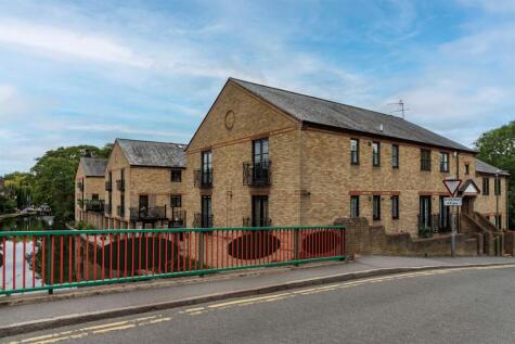 Ravens Lane, Berkhamsted