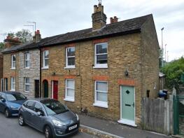 28, Alwyns Lane, Chertsey KT16 9DW