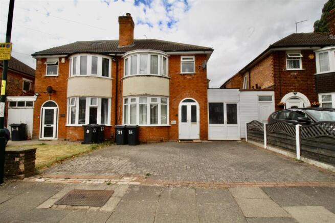 Front Garden/Driveway