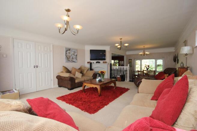 Lounge Image 2