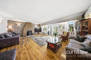 Merlewood, Nabs Head Lane, Preston PR5 0UQ