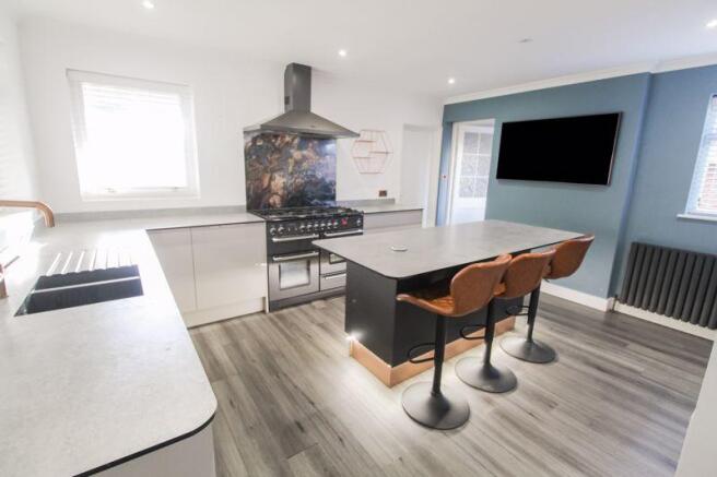 Kitchen/Breakf...