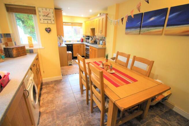 Kitchen diner