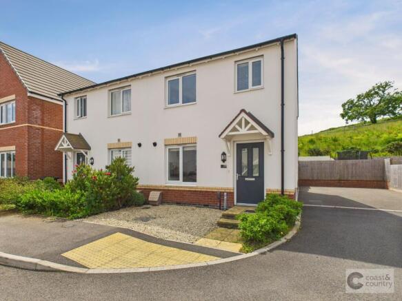 3-bed semi-detached on Hollyhock Crescent, Newton Abbot, TQ12, £300,000