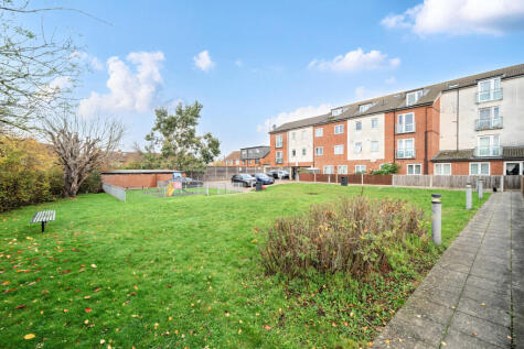 Haydock Avenue, Northolt