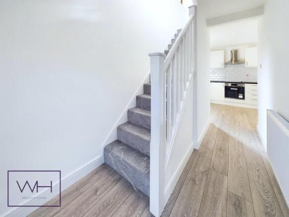 3 bed Semi-Detached to rent Image 7