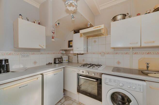 KITCHEN, DINER AND LIVING ROOM