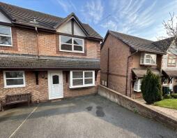 16, Hewitt Close, Llandudno LL30 3FN