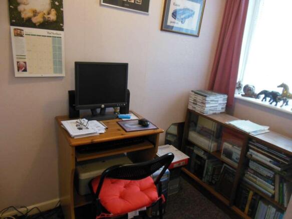 Photo 12