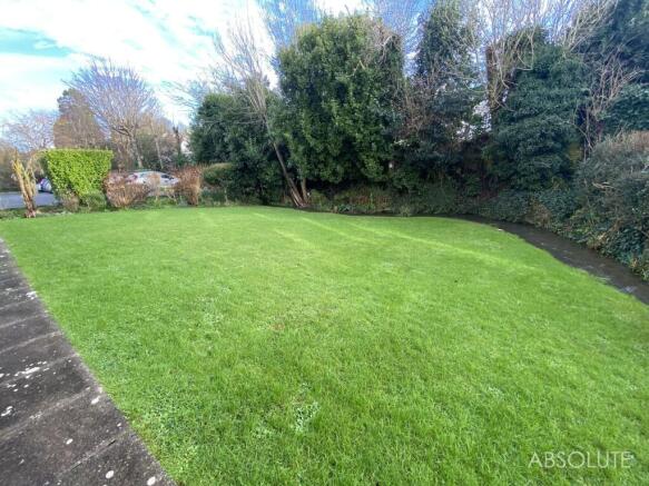 Rear communal garden