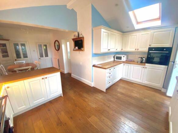 Kitchen/Dining Room