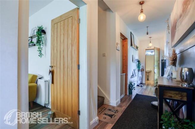 2 bed Semi-Detached for sale Image 10