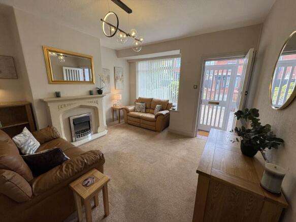 2 bed Terraced for sale Image 6
