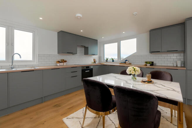 Kitchen / Dining Room