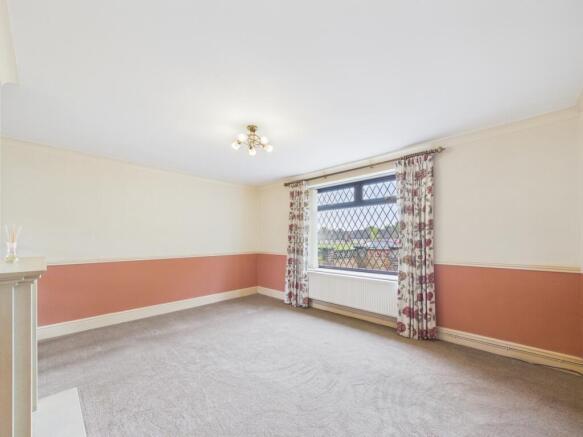 Prince Charles Avenue, Mackworth photo 4
