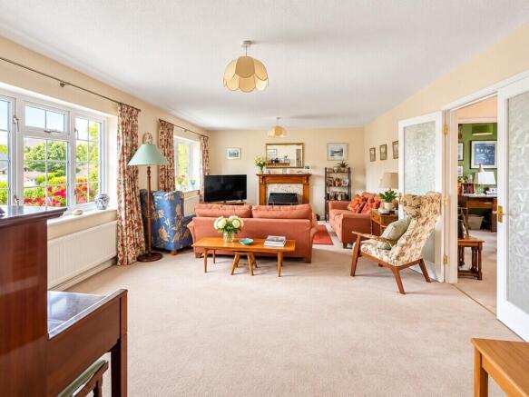 Cornwall Crescent, Yate photo 4