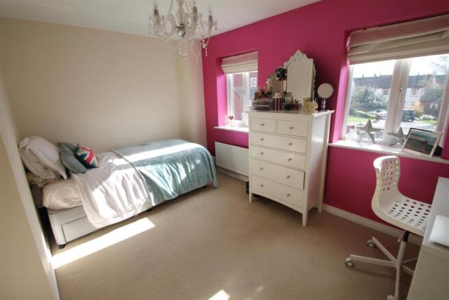 Bedroom 2.JPG