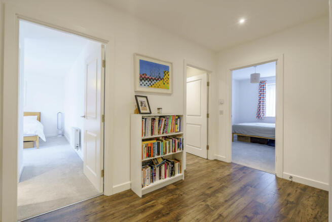 8425303-interior25