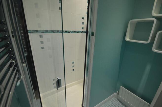 Shower room House to