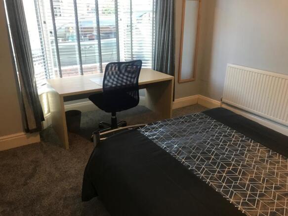 4 bed House Share for sale Image 6