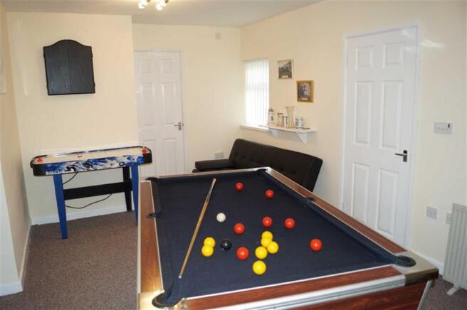GAMES ROOM