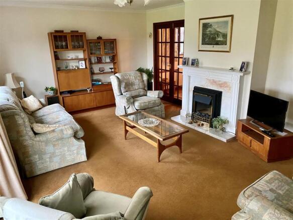 Spacious Lounge