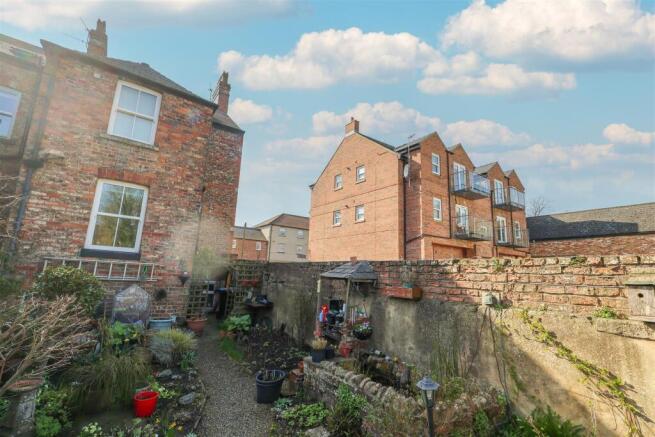 4 bed End of Terrace for sale Image 10